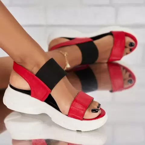 Sandale cu platforma rosii din piele eco si material textil